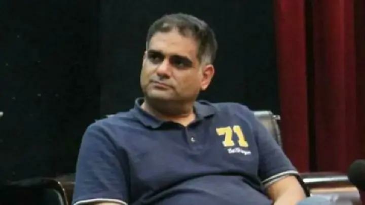 گاو خشمگین ۴۵ ساله شد