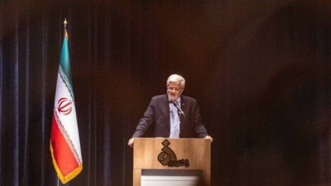 عارف: به باز پیکربندی جدی در نظام مدیریتی کشور نیازمندیم