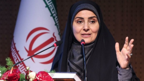 صادق: با عملکرد درخشان و اثرگذار زمینه را برای حضور سایر بانوان در عرصه قدرت فراهم کنیم