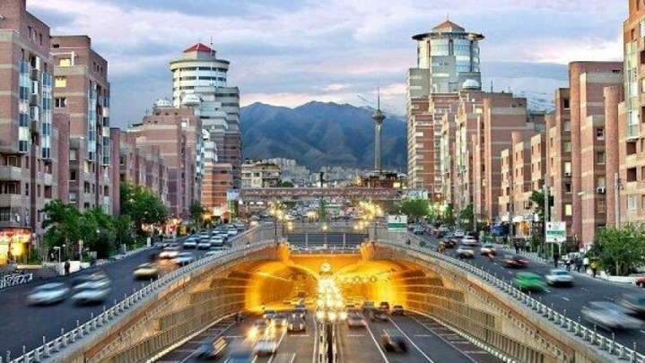 هر دو مسیر تونل توحید امشب مسدود است