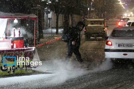 بارش اولین برف پاییزی در زنجان