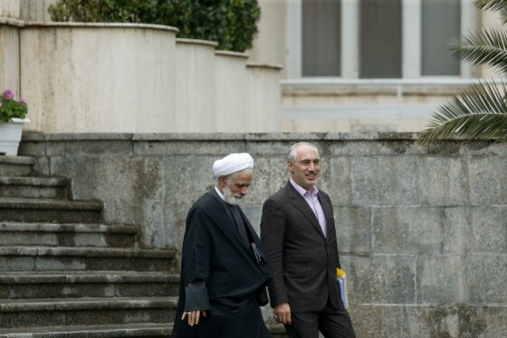 اعضای هیأت دولت در جمع خبرنگاران