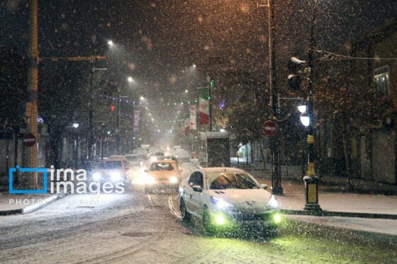 بارش اولین برف پاییزی در زنجان