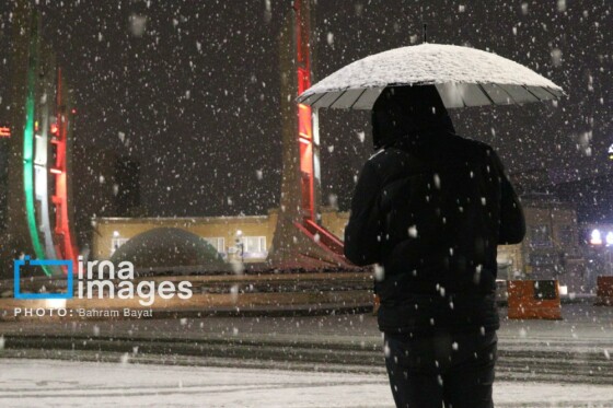 بارش اولین برف پاییزی در زنجان