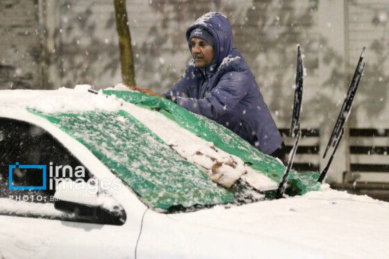 بارش اولین برف پاییزی در زنجان