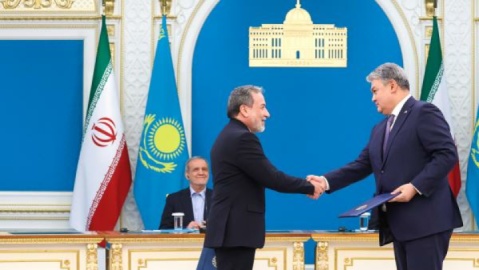 امضا و تبادل ۷ سند و تفاهم‌نامه همکاری دوجانبه میان ایران و قزاقستان
