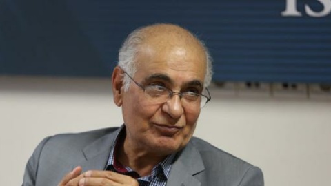 هوشنگ مرادی کرمانی در بیمارستان بستری شد