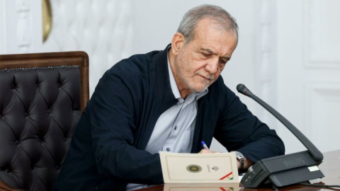 رئیس‌ جمهور فرارسیدن روز مادر را تبریک گفت