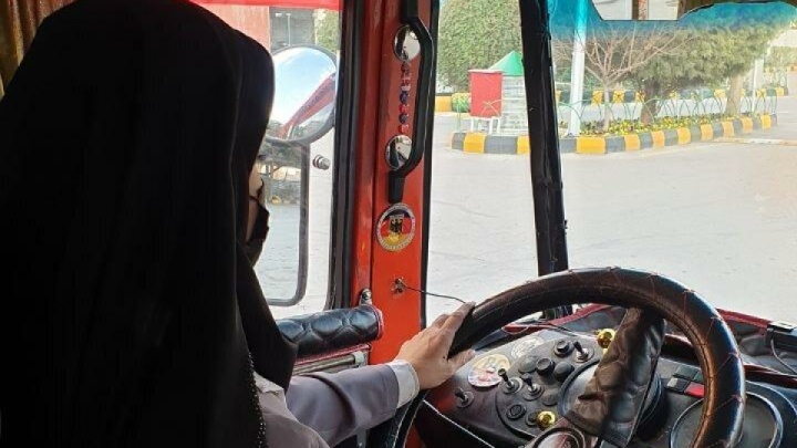 یک شوخی ساده، راننده جاده‌ام کرد