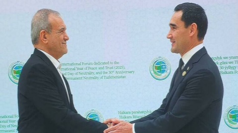 پزشکیان: اعتماد مشترک تضمینکننده صلح و ثبات میان ملتها خواهد بود