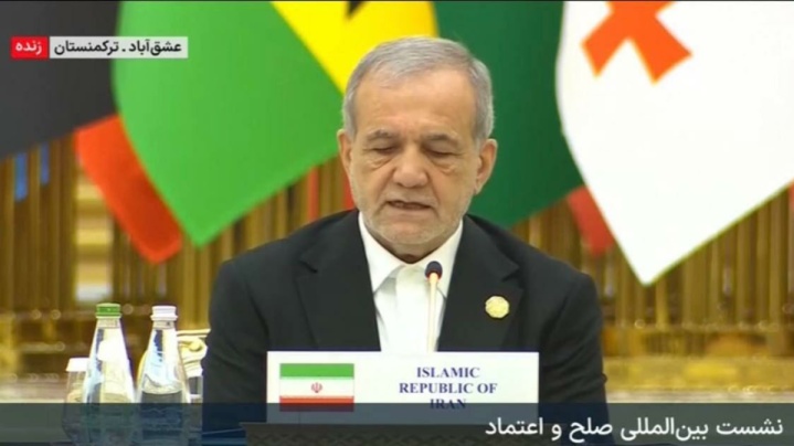 پزشکیان: هرملتی که برای صلح تلاش کند، شایسته ستایش است/ تحقق صلح با پرهیز از یکجانبه گرایی