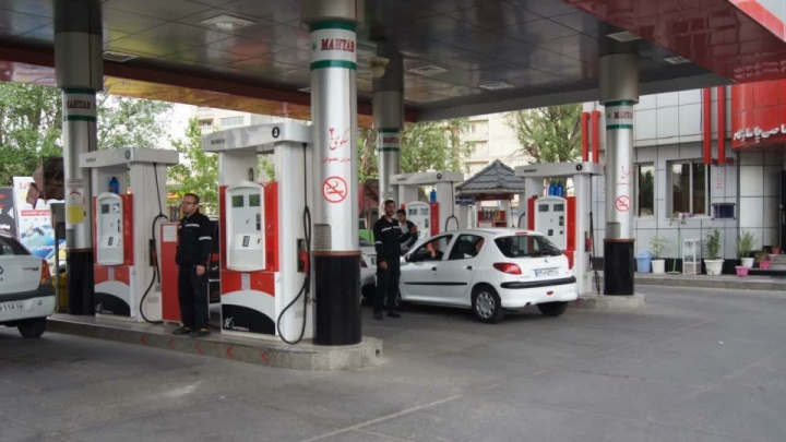 هیچ مشکل خاصی در عرضه بنزین نداریم/ جایگاه‌های سوخت در وضعیت عادی