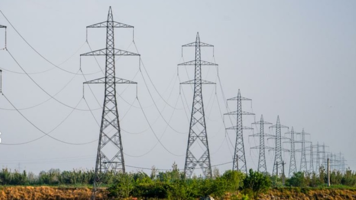 رایزنی برقی ایران و ارمنستان برای تابستان آینده