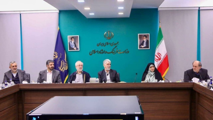 الگوهای نقش زنان برای نسل جدید باید بازتعریف شود