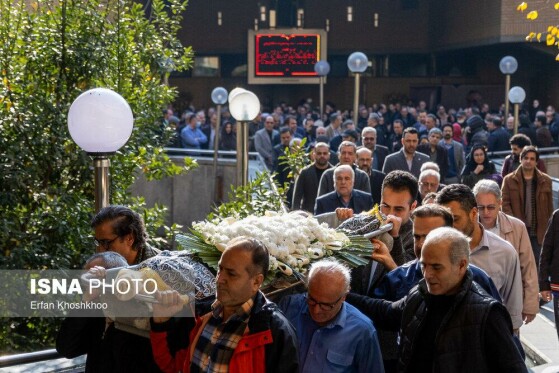 مراسم تشییع پیکر کامران فانی