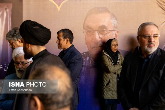 مراسم تشییع پیکر کامران فانی