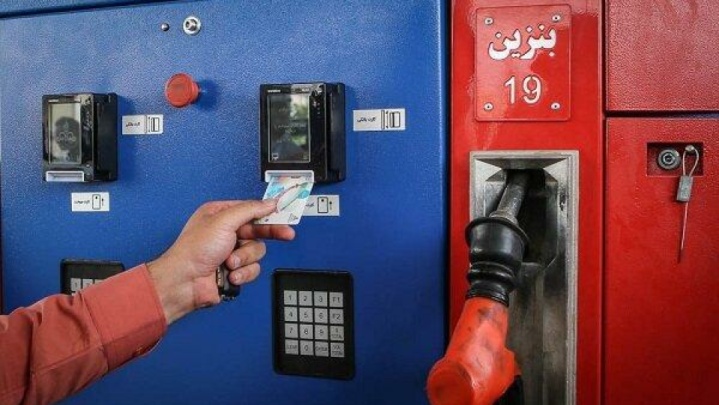 کاهش ۴۰ درصدی مصرف بنزین تکذیب شد