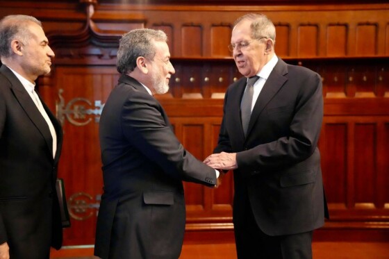 دیدار و گفتوگوی وزرای خارجه ایران و روسیه