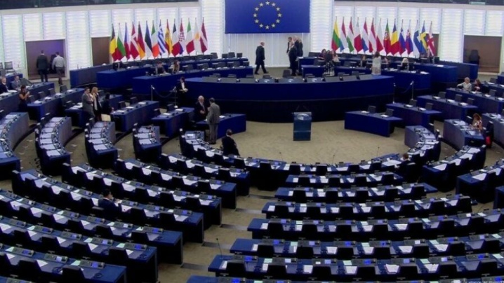 پارلمان اروپا به قطع واردات گاز روسیه رأی داد