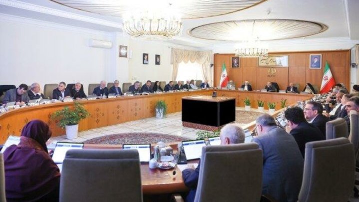 سقف یادگیری دانش‌آموزان محدود و محصور نشود