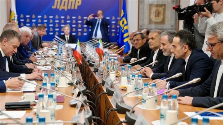 دیپلماسی داغ در هوای برفی مسکو