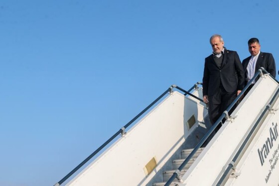 ورود پزشکیان به بیرجند