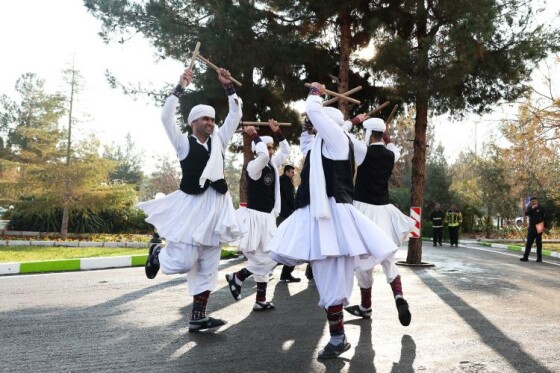 گزارش تصویری/ بازدید پزشکیان از نمایشگاه تولیدات محلی خراسان جنوبی