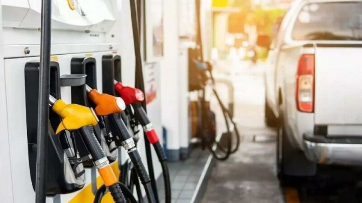 وداع با کارت سوخت/ جزئیات ابلاغ آیین‌نامه انتقال سهمیه به کارت بانکی