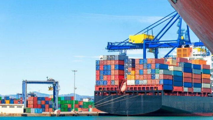 عبور صادرات غیرنفتی از مرز ۱۰۵ میلیون تن