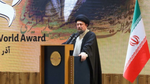 قرنهای آینده از امام خمینی(ره) بیشتر خواهند گفت