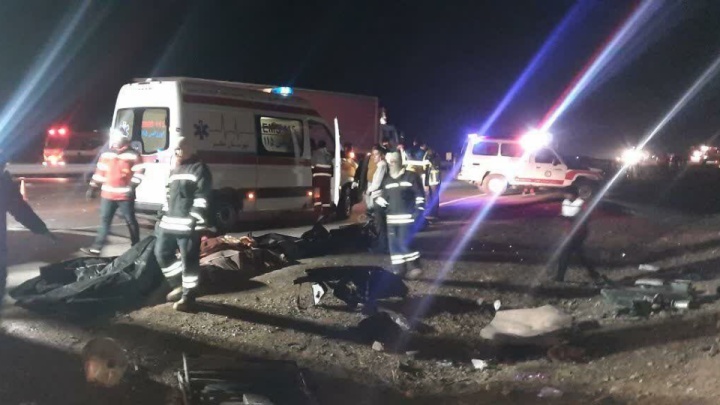 هویت ۹ جان‌باخته حادثه واژگونی اتوبوس در محور اصفهان – نطنز شناسایی شد