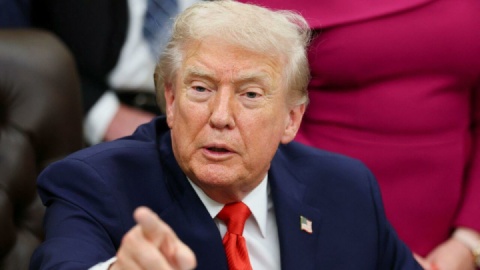 ترامپ برنامه لاتاری گرین کارت را متوقف کرد