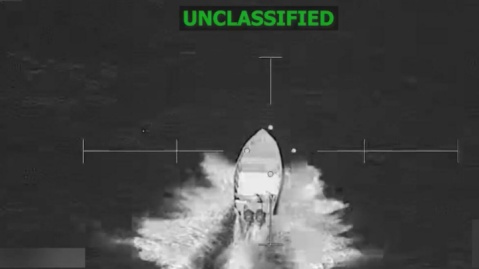 حمله آمریکا به دو کشتی در آب های بین المللی