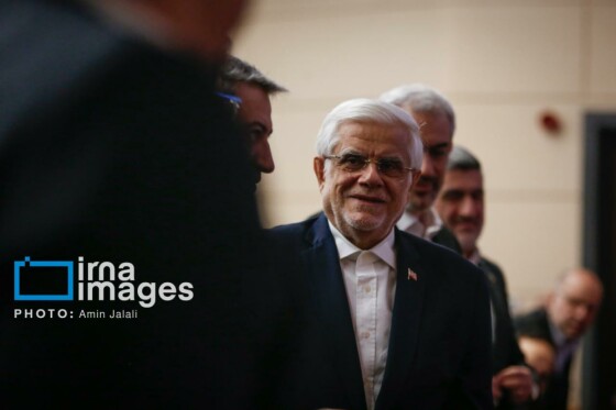 آیین نواختن زنگ آغاز معاملات