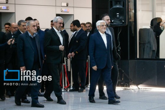 آیین نواختن زنگ آغاز معاملات