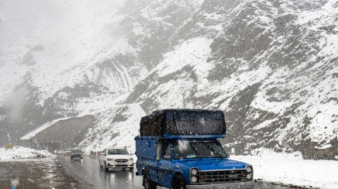 برف سنگین در ۴ استان/ تردد تنها با زنجیر چرخ امکانپذیر است!