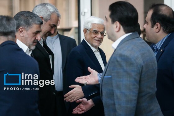 آیین نواختن زنگ آغاز معاملات