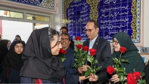 فردا مدارس و ادارات با ۲ ساخت تاخیر آغاز به کار می‌کنند