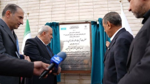 گزارش تصویری/ افتتاح نیروگاه خورشیدی یک مگاواتی و بررسی روند احداث نیروگاه‌های تجدیدپذیر