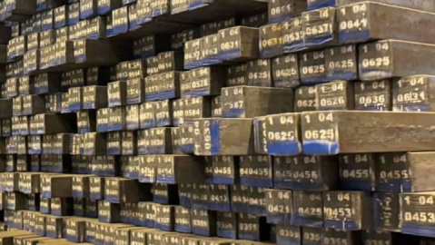 عرضه اعتباری ۷۰۰۰ تن شمش فولاد غدیر نی‌ریز در بورس کالا