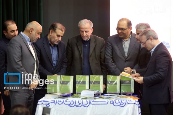 تقدیر از پژوهشگران برتر وزارت کار