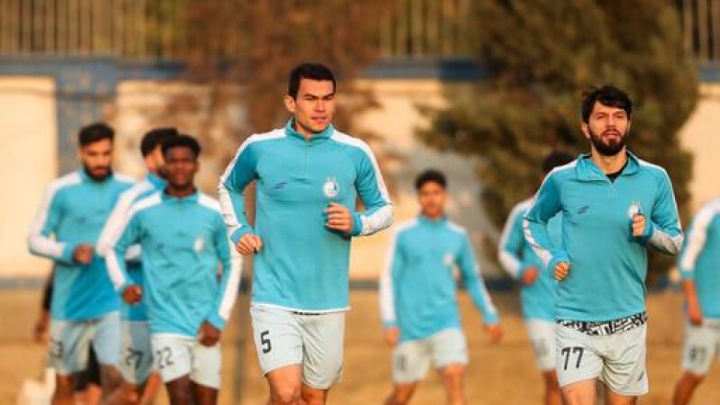 مشهد میزبان بازی استقلال و گل گهر شد