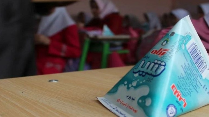 سلامت شیر مدارس ایلام تأیید شد/ چربی و سرما، عامل تغییر ظاهر