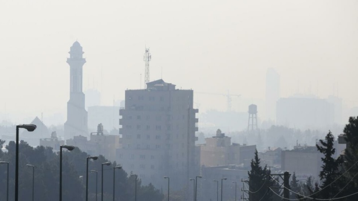 ۷ پایتخت‌ در غبار آلودگی ؛ برف و باران در راه غرب و شمال کشور