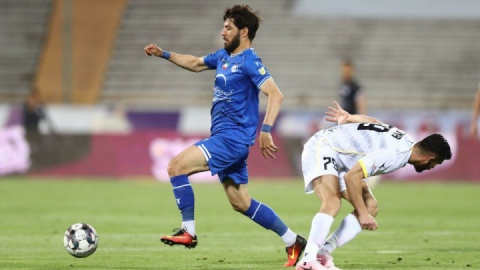 هافبک استقلال آماده حضور در مسابقات