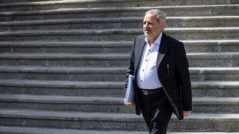 کاظمی: توزیع شیر در مدارس در حال انجام است