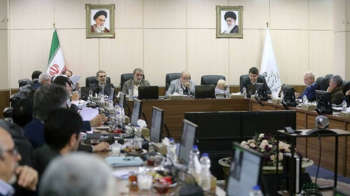 مجمع مواد ۲ و ۳ «طرح ملی توسعه هوش مصنوعی» را مغایر سیاست‌های کلی نظام دانست