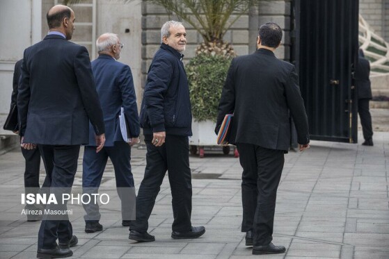 حاشیه جلسه هیات دولت