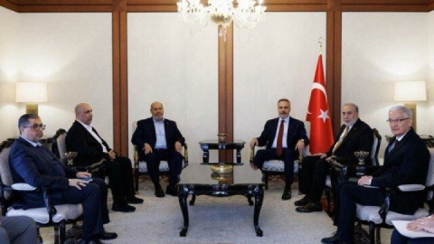 دیدار و گفت‌وگوی هیات بلندپایه حماس با وزیر خارجه ترکیه