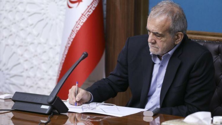 پزشکیان: صلح و گسترش اخلاق در جوامع بشری موجب شکوفایی انسان است